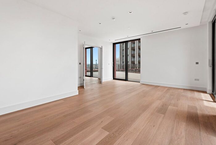2 Bedroom Flat To Rent In Fenwick Mansions, Newcastle Place, W2