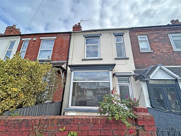 2 Bedroom Terraced House To Rent In Burgass Road, Nottingham, NG3