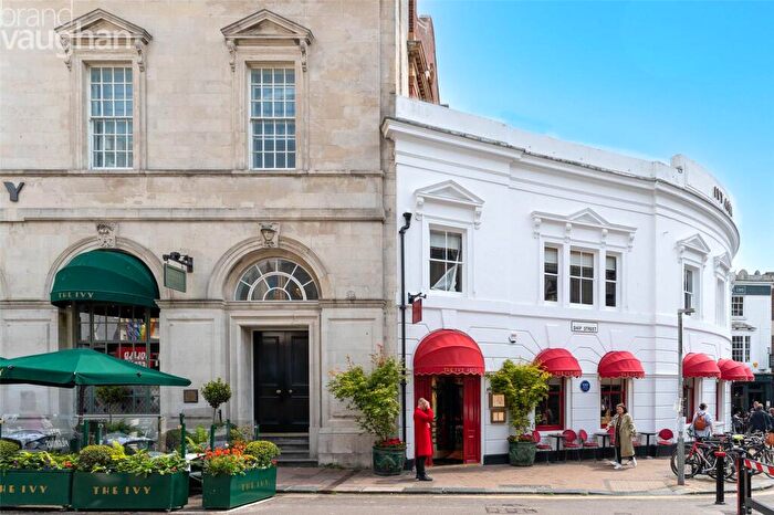 1 Bedroom Flat To Rent In Ship Street, Brighton, East Sussex, BN1