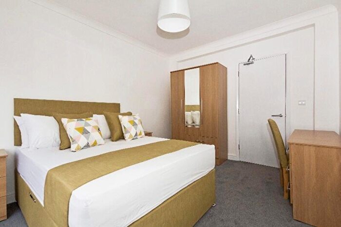 5 Bedroom House To Rent In Greystoke Avenue, Bristol, BS10