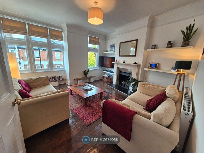 2 Bedroom Flat To Rent In Southfield Road, London, W4