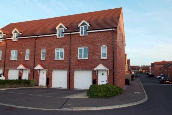 3 Bedroom Property To Rent In Kirkby-In-Ashfield, Nottingham, NG17