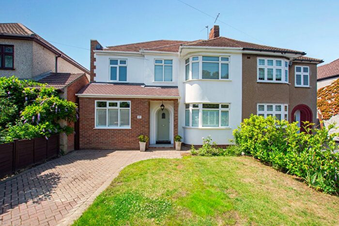 4 Bedroom Semi Detached House For Sale In Bexley Lane, Sidcup, DA14