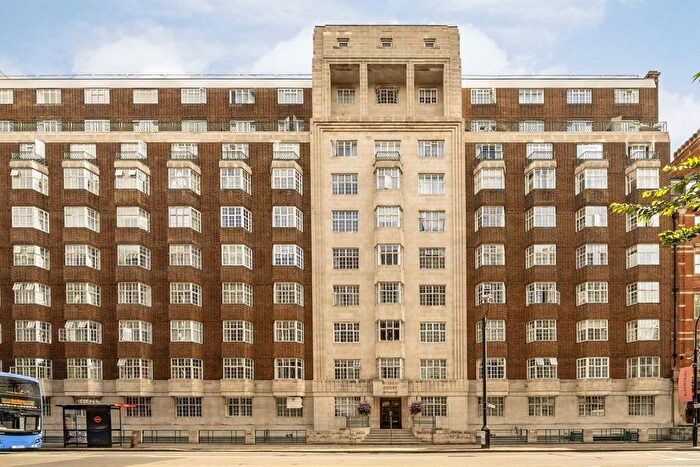 Studio For Sale In Woburn Place, Bloomsbury, WC1H