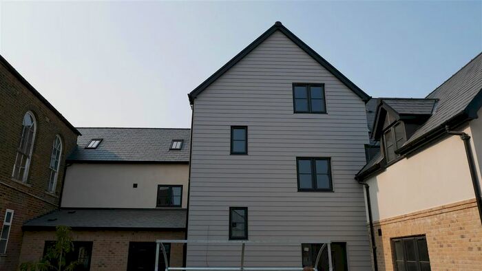 1 Bedroom Flat To Rent In Market Hill, St Ives, PE27