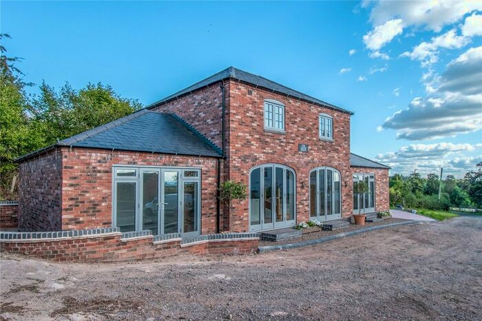 3 Bedroom Barn Conversion For Sale In Chadwich, Bromsgrove, Worcestershire, B61