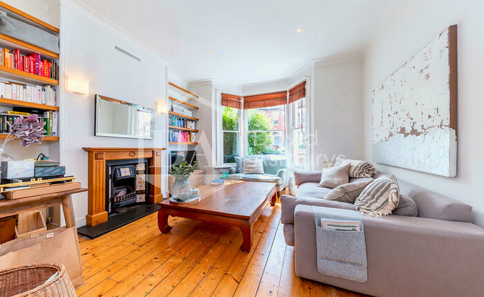 1 Bedroom Apartment To Rent In Inderwick Road, Crouch End, London, N8