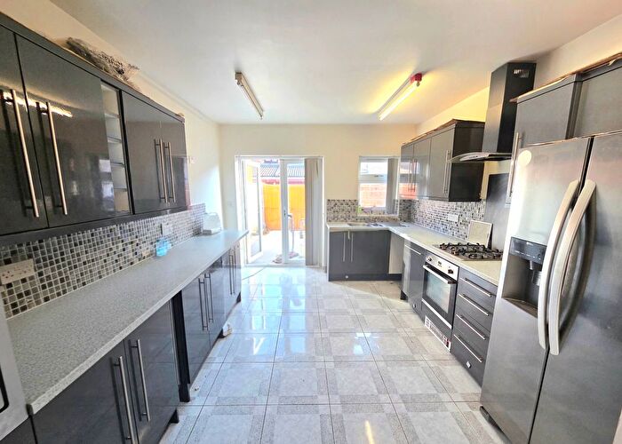 4 Bedroom Terraced House To Rent In Prestwold Road, Leicester, LE5