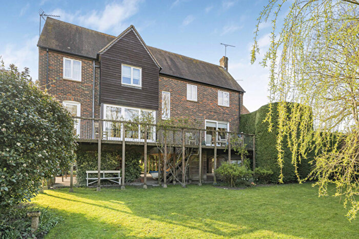 5 Bedroom Detached House For Sale In Mill Paddock, Abingdon, OX14