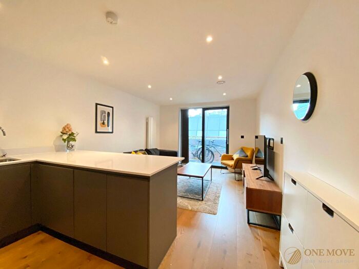 2 Bedroom Flat To Rent In Manhattan Building, Manchester, M1