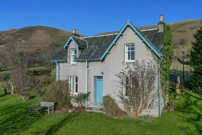 2 Bedroom Cottage To Rent In Dollar, FK14