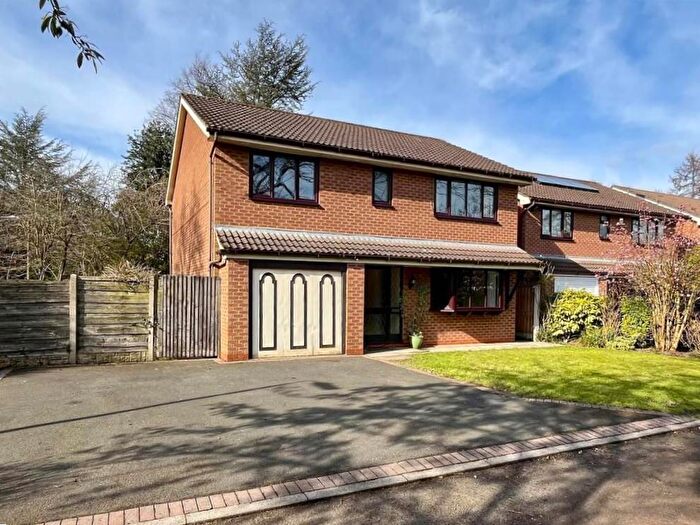 4 Bedroom Detached House To Rent In Hunters Mews, Sale, M33