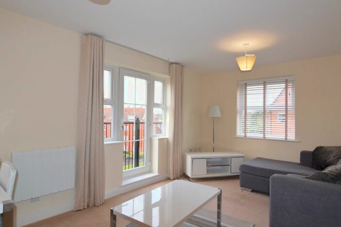 2 Bedroom Flat To Rent In Ashville Way, Wokingham RG41