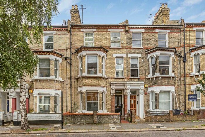 1 Bedroom Flat To Rent In St. Luke's Avenue, London, SW4