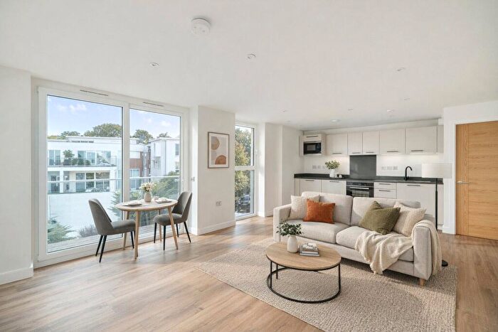 1 Bedroom Apartment For Sale In Highmoor Road, Poole, Dorset, BH14