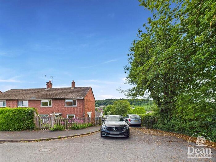 3 Bedroom Semi-Detached House For Sale In Greenfield Road, Joys Green, Lydbrook, GL17