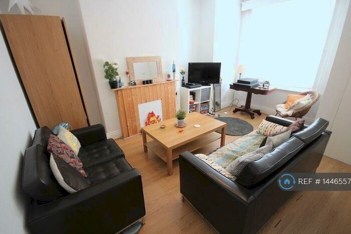 3 Bedroom Terraced House To Rent In Grimthorpe Street, Leeds, LS6