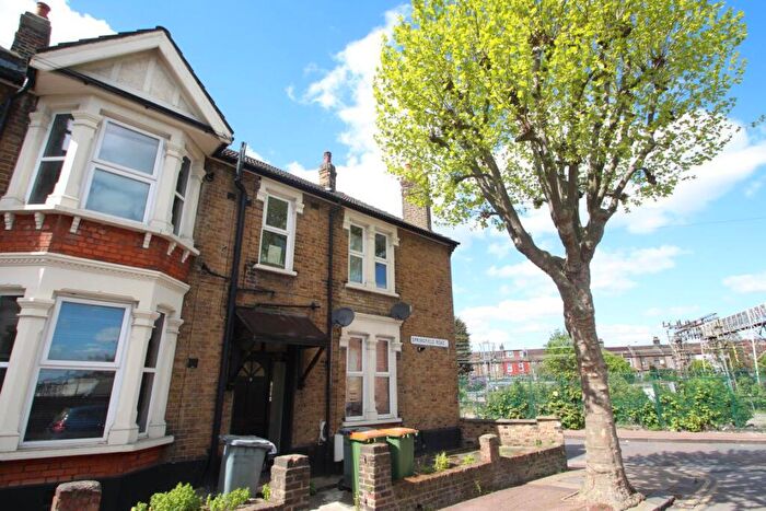 1 Bedroom Flat To Rent In Springfield Road, East Ham, E6