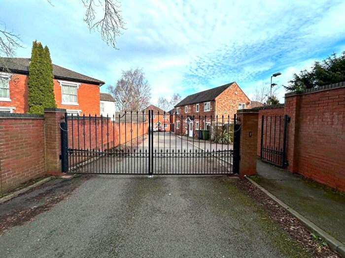 4 Bedroom Detached House To Rent In Parkfield Court, Two Gates, Tamworth, Staffordshire, B77