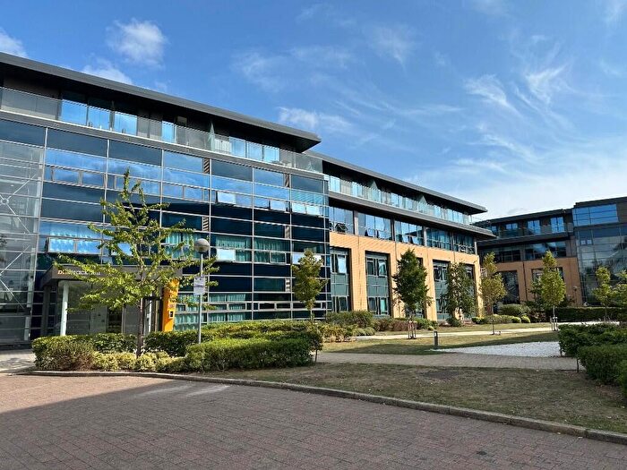 2 Bedroom Flat To Rent In Blu Bracknell, Wokingham Road, Bracknell, Berkshire, RG42