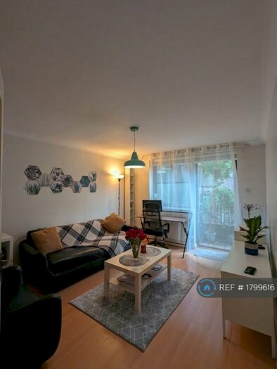 1 Bedroom Flat To Rent In Sugarloaf Walk, London, E2