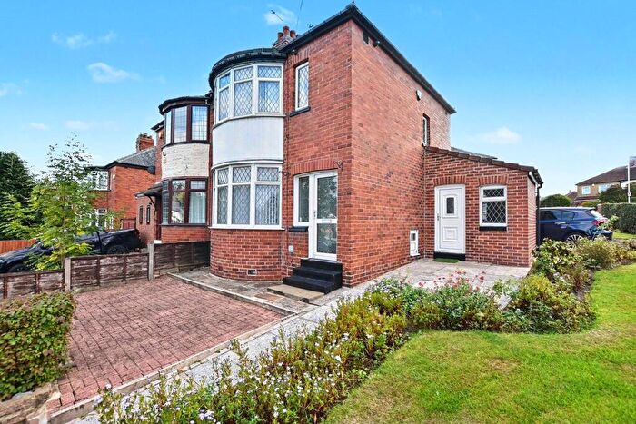 3 Bedroom Semi-Detached House For Sale In Portage Avenue, Leeds, West Yorkshire, LS15