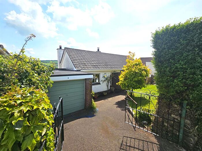 3 Bedroom Detached Bungalow For Sale In Eningdale Road, Tavistock, PL19