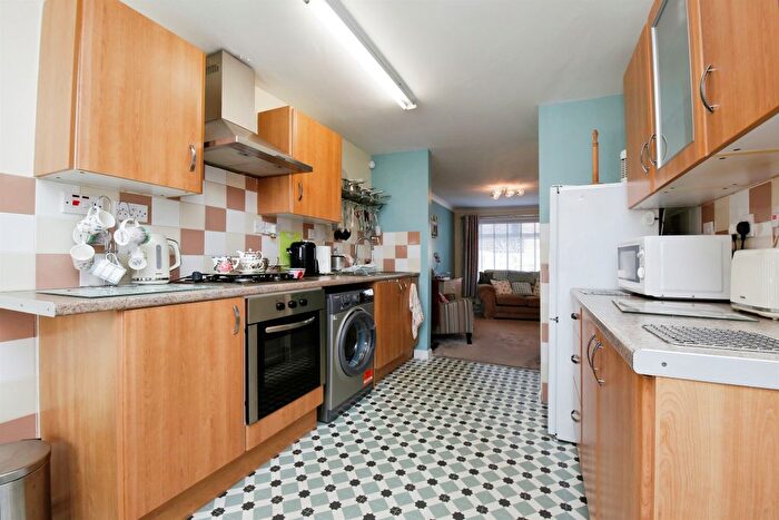 3 Bedroom End Of Terrace House For Sale In Goodwin Walk, Hartlepool, TS24