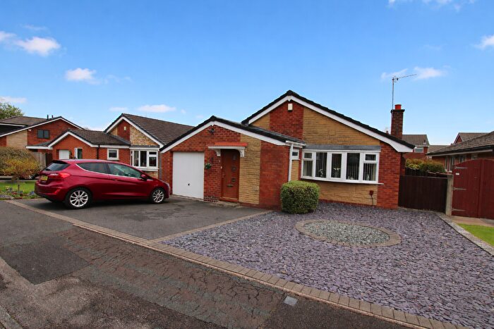 3 Bedroom Detached Bungalow For Sale In Wyresdale Drive, Leyland, Lancashire, PR25