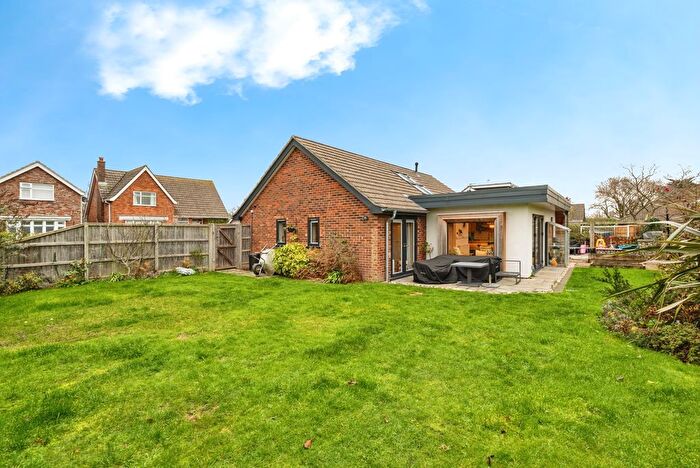 3 Bedroom Bungalow For Sale In Stanford Crescent, Little Plumstead, Norwich, Norfolk, NR13