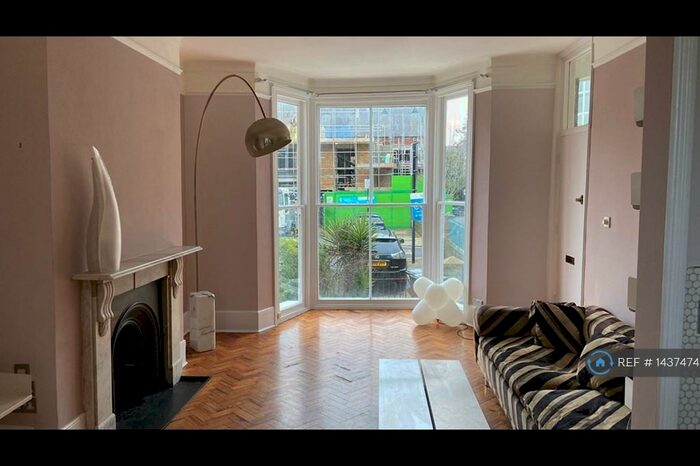 1 Bedroom Flat To Rent In Upper Holloway, London, N19