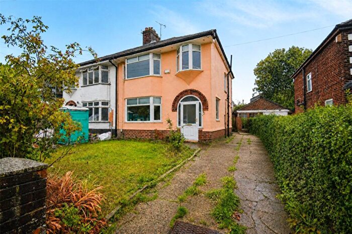 3 Bedroom Semi-Detached House For Sale In Arrowe Road, Greasby, Wirral, CH49