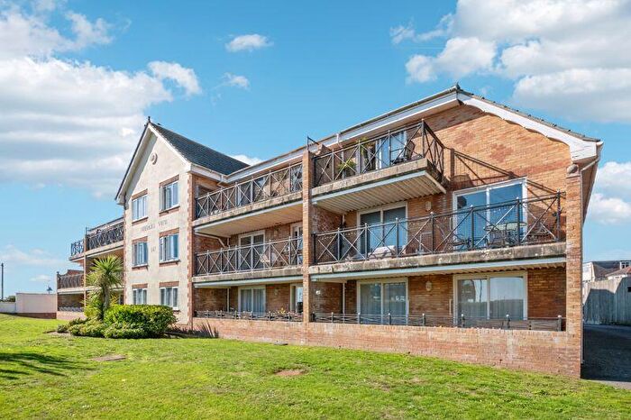 2 Bedroom Flat For Sale In Southbourne Overcliff, Southbourne, BH6