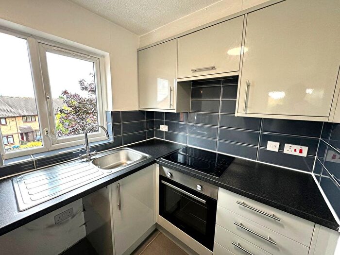 1 Bedroom Flat To Rent In Adams Way, Croydon, CR0