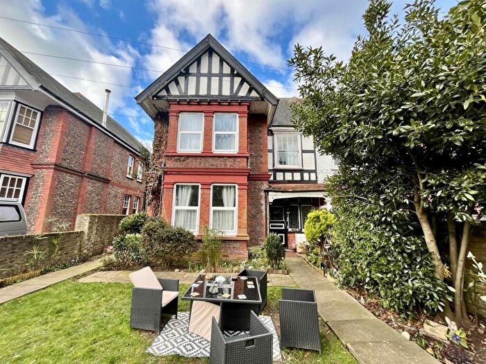 1 Bedroom Flat To Rent In St Botolphs Road, Worthing, BN11