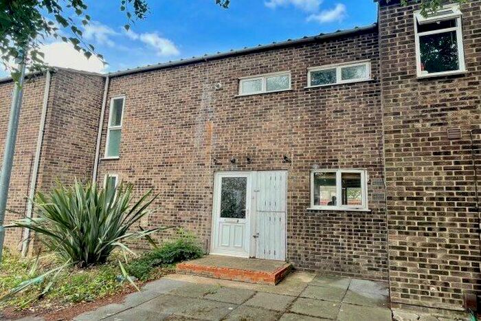 4 Bedroom Property To Rent In Willonholt, Peterborough, PE3