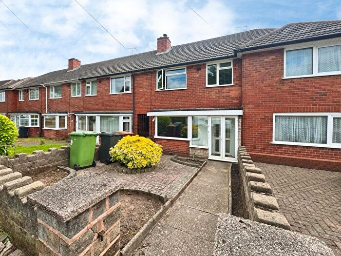3 Bedroom Terraced House For Sale In Chantrey Crescent, Birmingham, B43