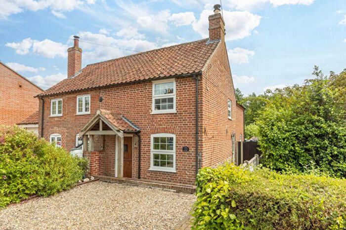 2 Bedroom Semi-Detached House For Sale In The Street, Norton Subcourse, NR14