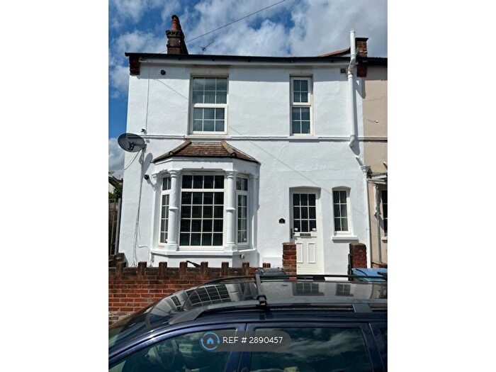 3 Bedroom End Terrace House To Rent In Parkgate Road, Watford, WD24