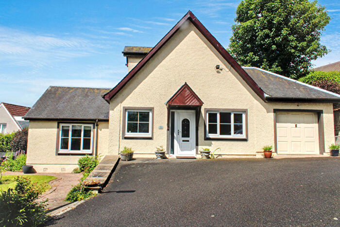 4 Bedroom Detached House For Sale In Cowden Park, Alloa, FK10