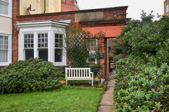 2 Bedroom Semi-Detached House To Rent In Castle Gardens, Hastings, East Sussex, TN34