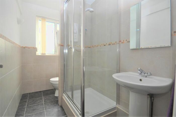 1 Bedroom Flat For Sale In King Edwards Parade, Eastbourne, BN21