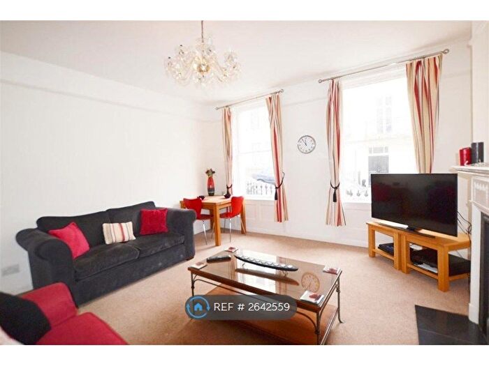 2 Bedroom Flat To Rent In Devonshire Place, Brighton, BN2