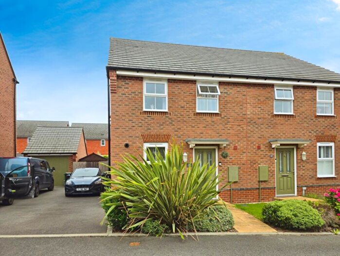 3 Bedroom Semi-Detached House For Sale In Gilbert Young Close, Great Oldbury, Stonehouse, GL10