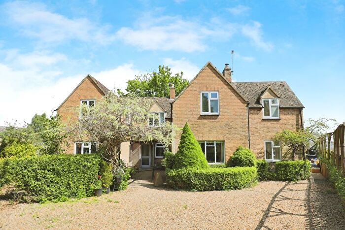 4 Bedroom Detached House For Sale In Blind Lane, Chipping Campden, Gloucestershire, GL55
