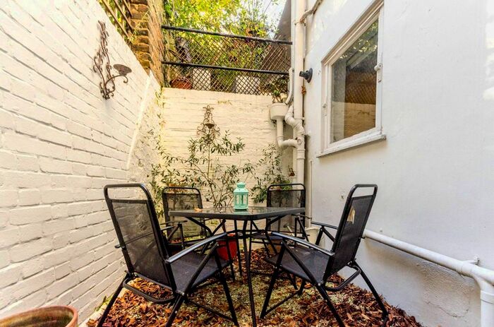 1 Bedroom Flat To Rent In Ifield Road, Chelsea, London, SW10
