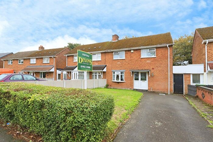 2 Bedroom Semi Detached House For Sale In Barnfield Road, Wolverhampton, West Midlands, WV1