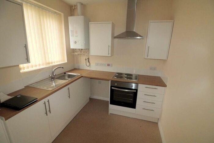 2 Bedroom Apartment To Rent In Central Square, Maghull, L31