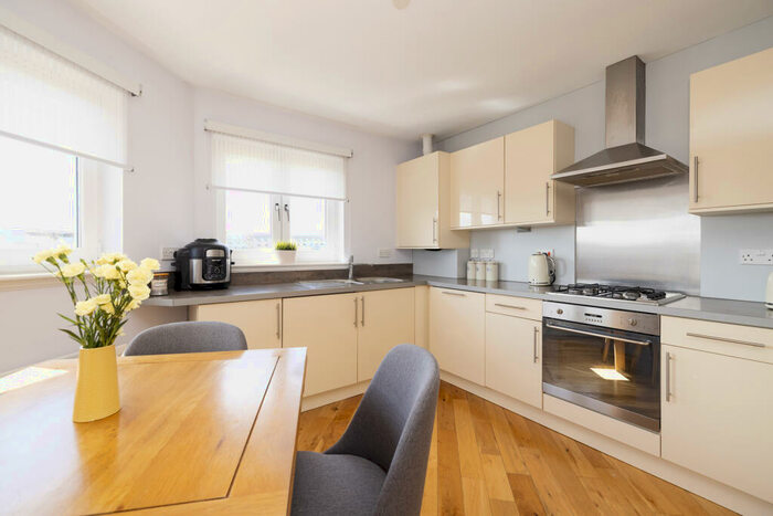 2 Bedroom Flat For Sale In F South Chesters Gardens, Bonnyrigg, EH19