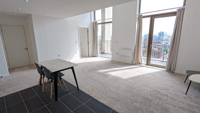 1 Bedroom Apartment To Rent In Local Crescent, Block B, Hulme Street, Salford, M5